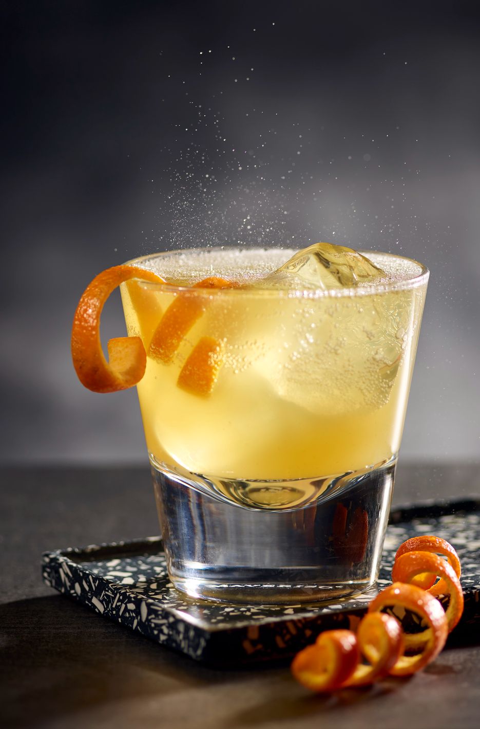 Easy Disaronno Fizz (Amaretto Fizz) - A Grateful Meal