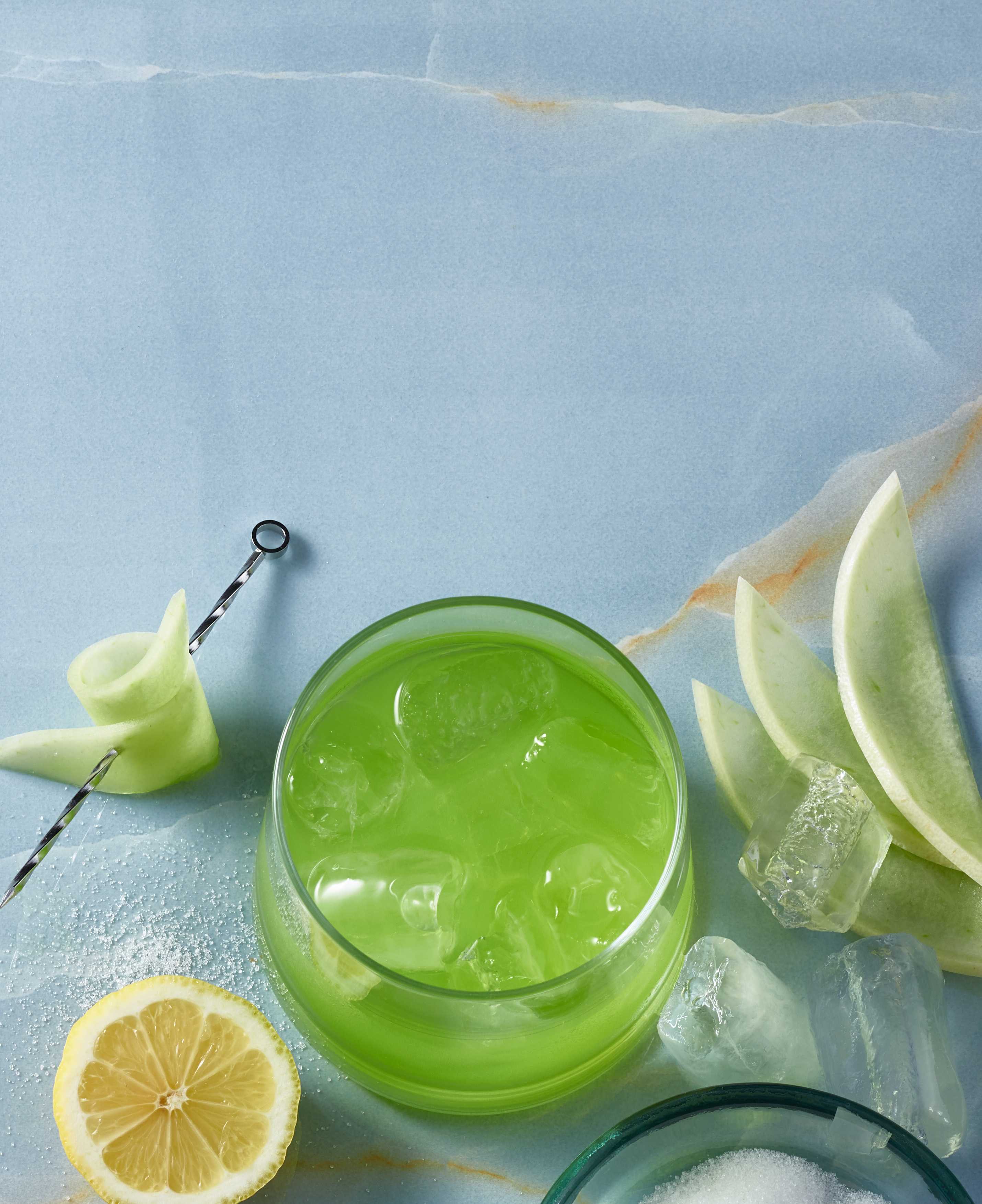 Discover a Tart & Sweet Melon Sour Cocktail | OHLQ.com