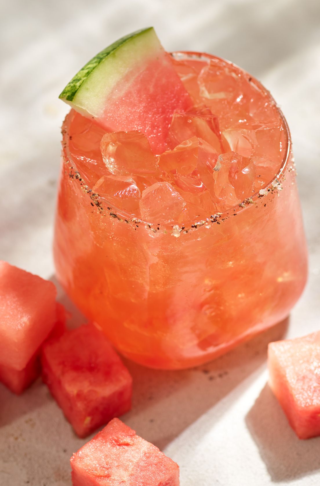 Watermelon Margarita Recipe (Fresh & Sweet)